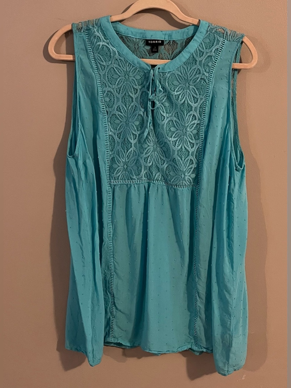$8💙Bundled Torrid Tank